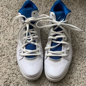 Jordan Men's Sneakers in White and Blue